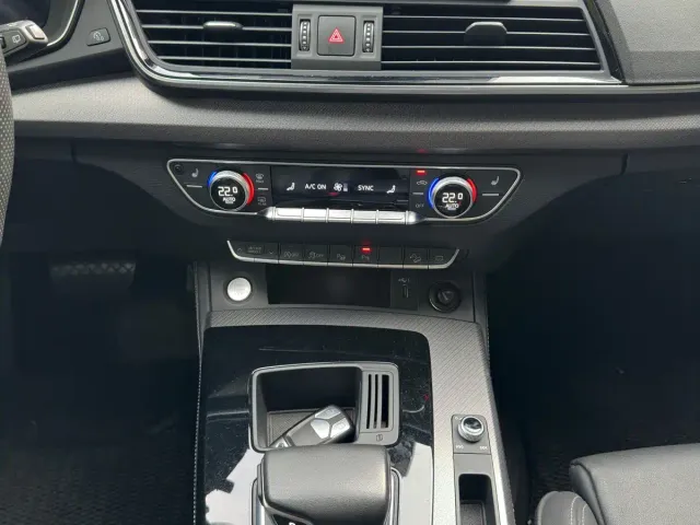 Audi Q5L — Фото автомобиля 14