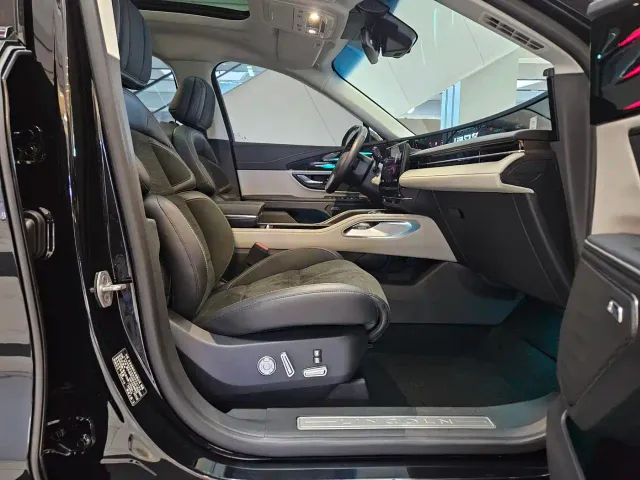 Lincoln Nautilus 2025 2.0T AWD Prestige Hybrid — Фото автомобиля 22