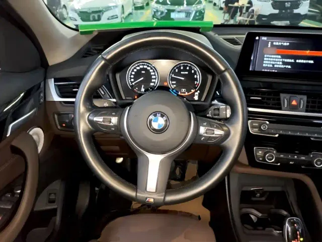 BMW X1 — Фото автомобиля 10