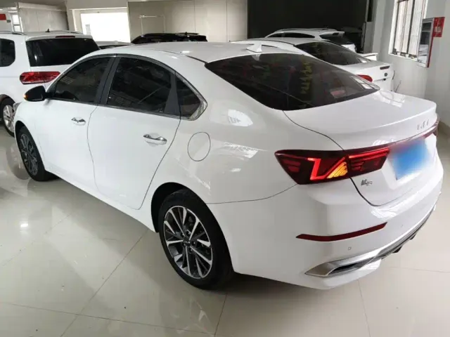 Kia K3 — Фото автомобиля 4
