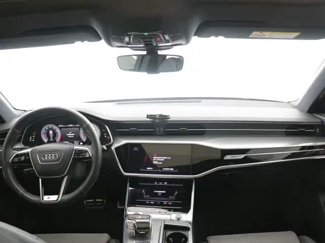 Audi A6L — Фото автомобиля 10