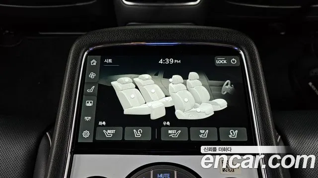 Genesis G90 Бензин 3.5 турбо AWD — Фото автомобиля 28