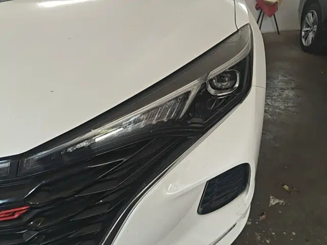 Changan Eado — Фото автомобиля 23