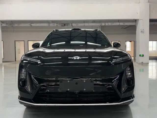 Nio ES6 — Фото автомобиля 2