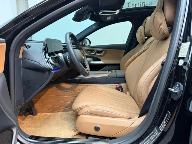 Mercedes-Benz E-Class — Фото автомобиля 15