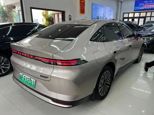 Nissan N6 — Фото автомобиля 9
