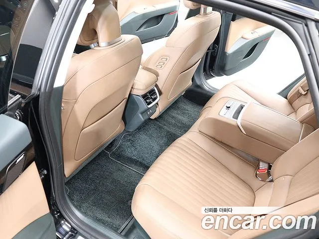 Hyundai Grandeur GN7 — Фото автомобиля 11