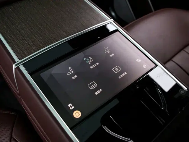 Land Rover Range Rover — Фото автомобиля 18