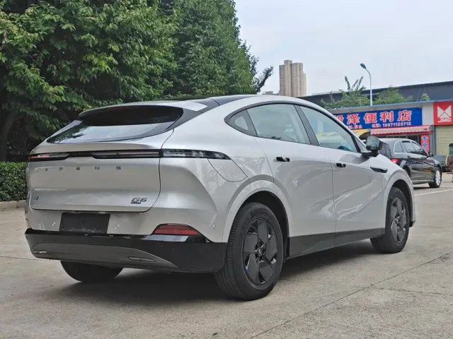 Xpeng G6 — Фото автомобиля 5