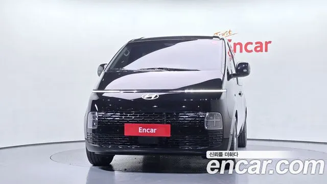 Hyundai Staria — Фото автомобиля 3