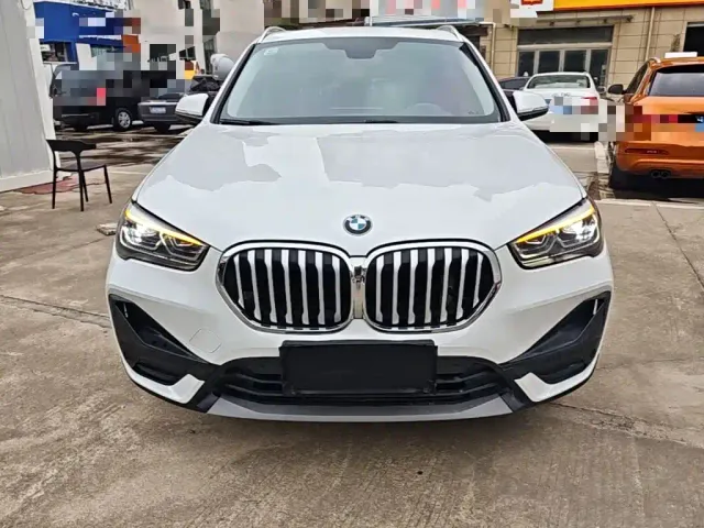 BMW X1 — Фото автомобиля 2