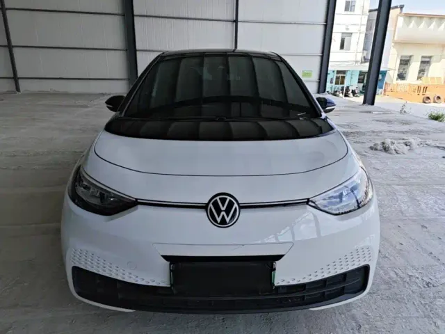 Volkswagen ID.3 — Фото автомобиля 2