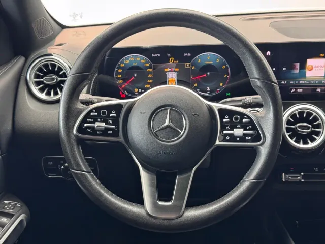 Mercedes-Benz GLB-Class — Фото автомобиля 14