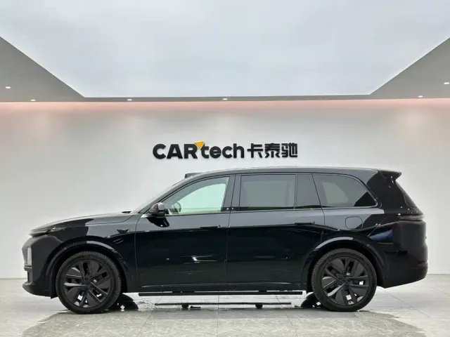 Li Auto L9 — Фото автомобиля 2