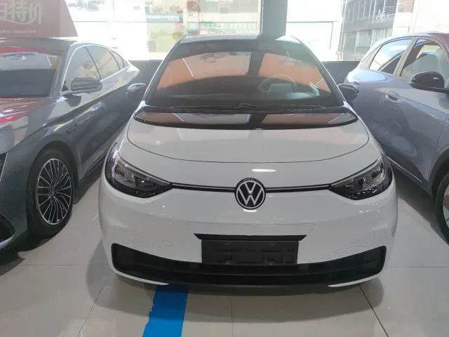 Volkswagen ID.3 — Фото автомобиля 15