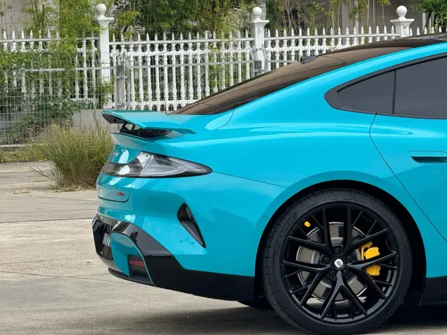 Xiaomi SU7 — Фото автомобиля 13