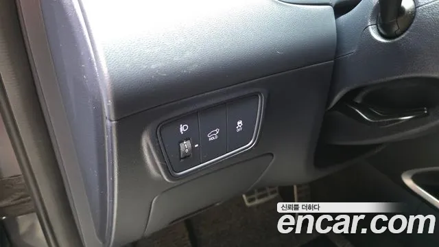 Hyundai Tucson Tucson (NX4) Бензин 1.6 турбо 2WD — Фото автомобиля 26