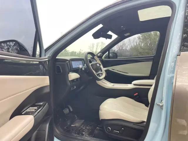 Geely Galaxy L7 — Фото автомобиля 4