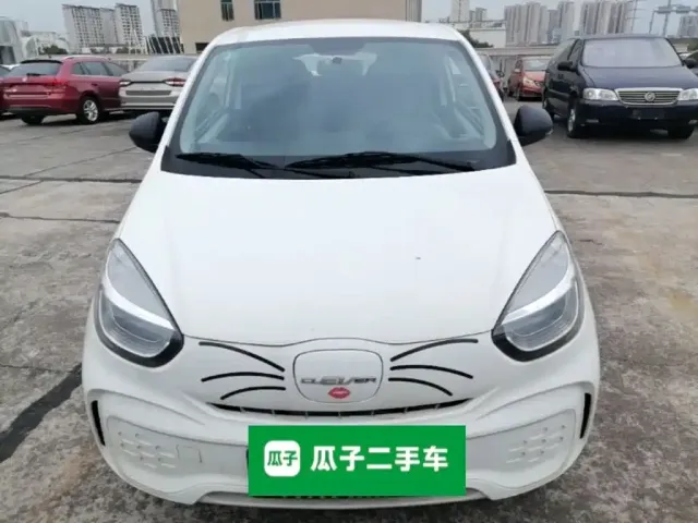 Roewe Clever — Фото автомобиля 2