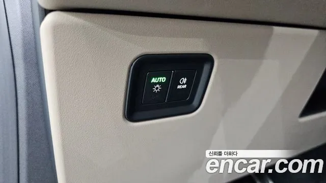 Porsche Macan — Фото автомобиля 23