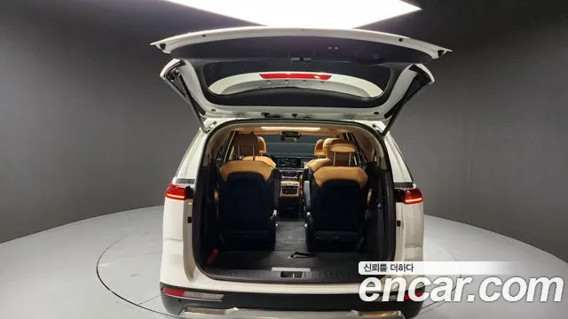 Kia Canival Carnival 4 поколение 9 мест Signature — Фото автомобиля 19