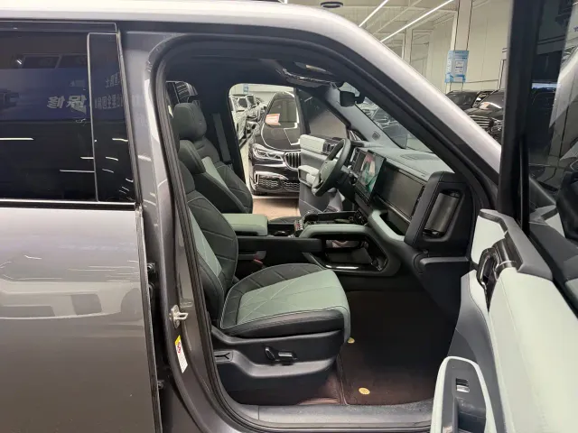 BYD FangChengBao Leopard 5 — Фото автомобиля 15