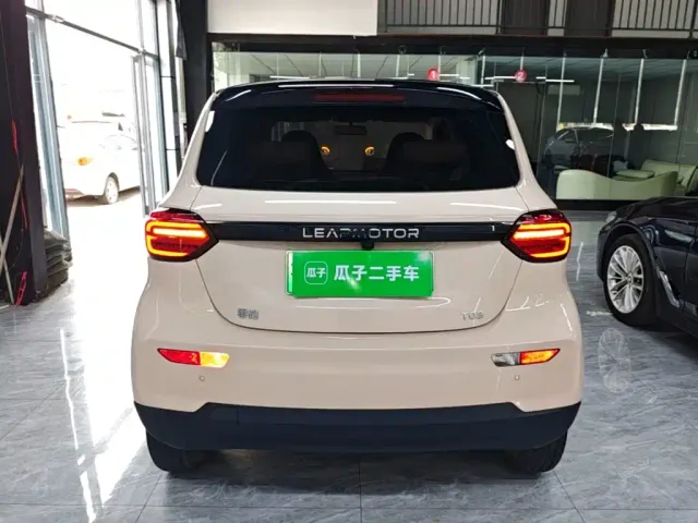 Leapmotor T03 — Фото автомобиля 5