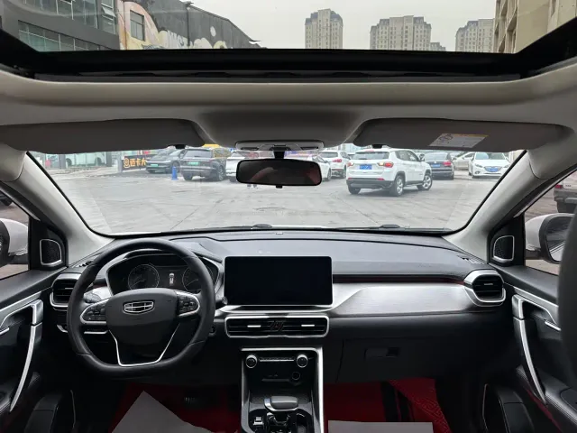 Geely Binyue — Фото автомобиля 11