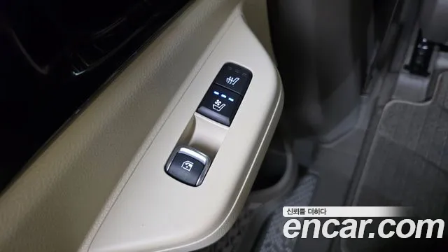 Kia Carnival 4th Gen — Фото автомобиля 25