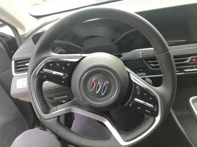 Buick LaCrosse — Фото автомобиля 15