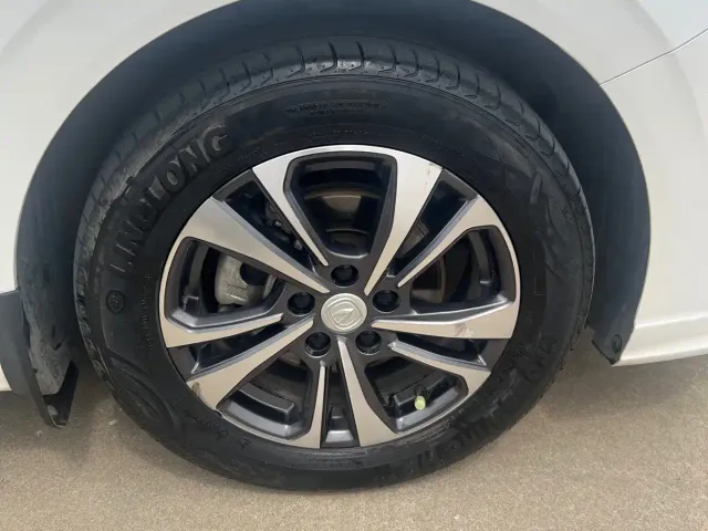 Changan Eado — Фото автомобиля 20