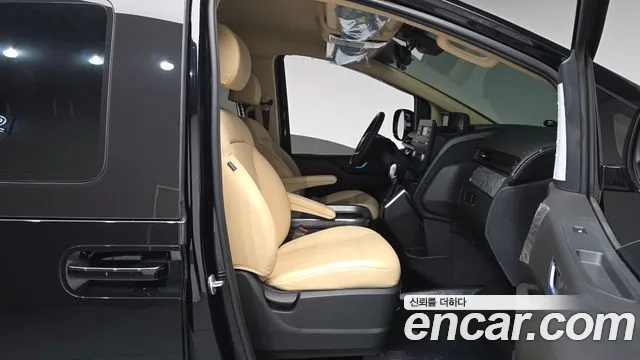 Hyundai Staria — Фото автомобиля 26