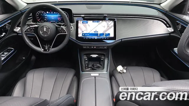 Mercedes-Benz E-Class — Фото автомобиля 7