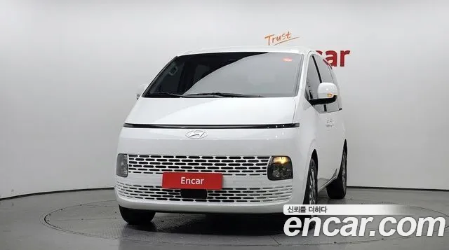 Hyundai Staria Staria L3.5 Карго 3 места — Фото автомобиля 2