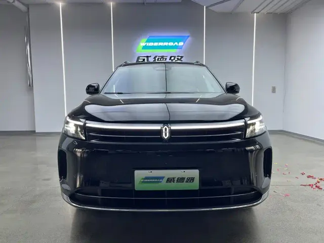 Aito M7 — Фото автомобиля 2