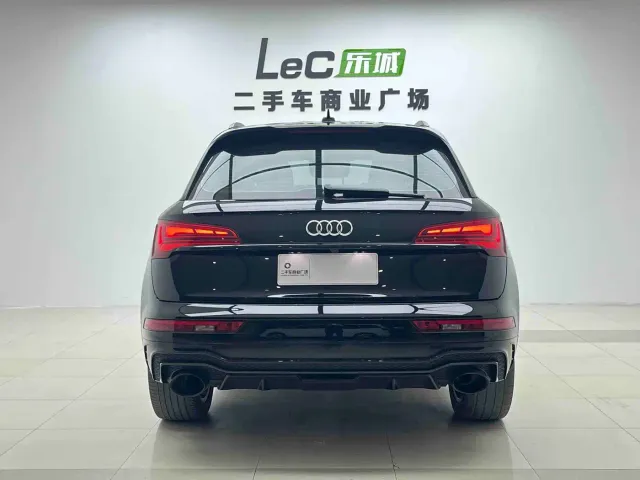Audi Q5L — Фото автомобиля 4