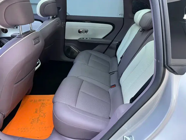 Changan Qiyuan A06 — Фото автомобиля 7
