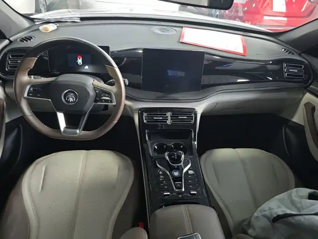 BYD Qin PLUS — Фото автомобиля 5
