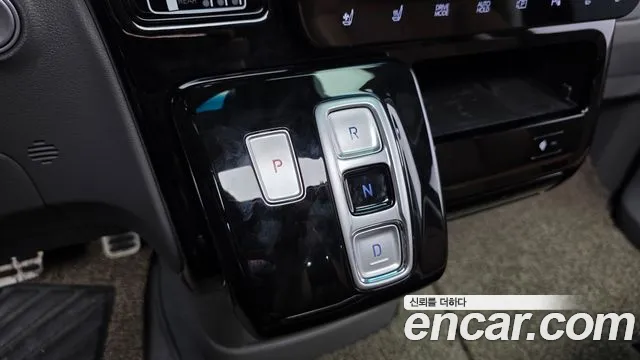 Hyundai Staria — Фото автомобиля 12