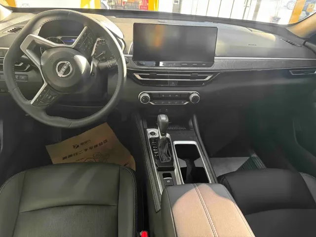 Nissan Teana — Фото автомобиля 5