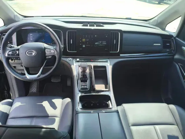 GAC Trumpchi M8 — Фото автомобиля 5