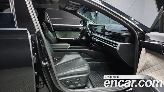 Hyundai Grandeur Grandeur (GN7) 3.5 LPG 2WD (Такси) — Фото автомобиля 11