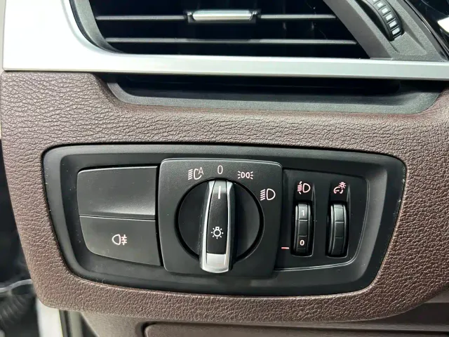 BMW X1 — Фото автомобиля 7