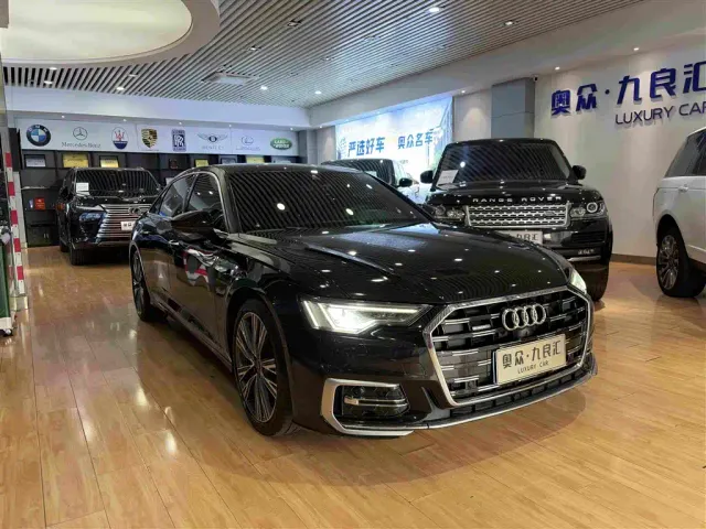 Фотография автомобиля — Audi A6L