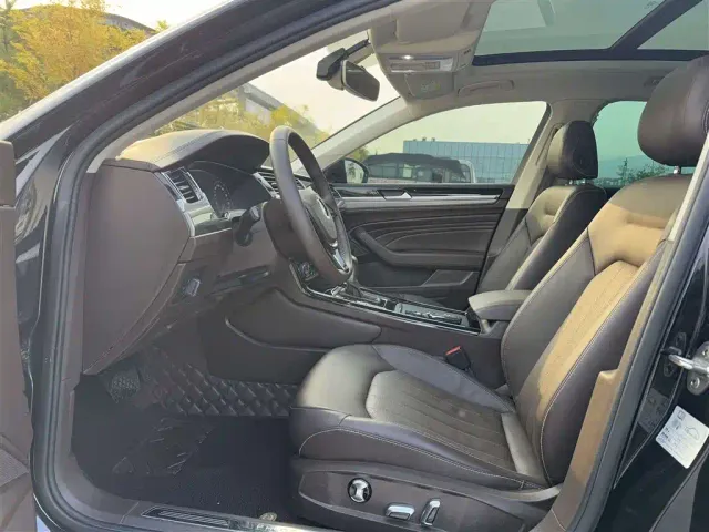 Volkswagen Phideon — Фото автомобиля 4