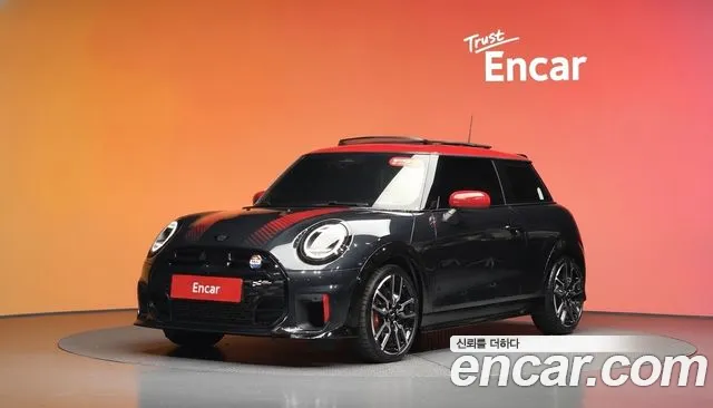 Фотография автомобиля — MINI Cooper 4th Gen