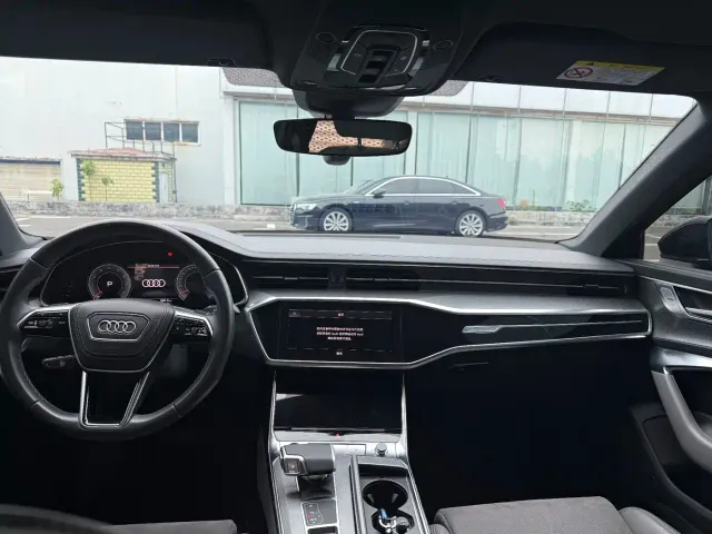 Audi A6L — Фото автомобиля 5