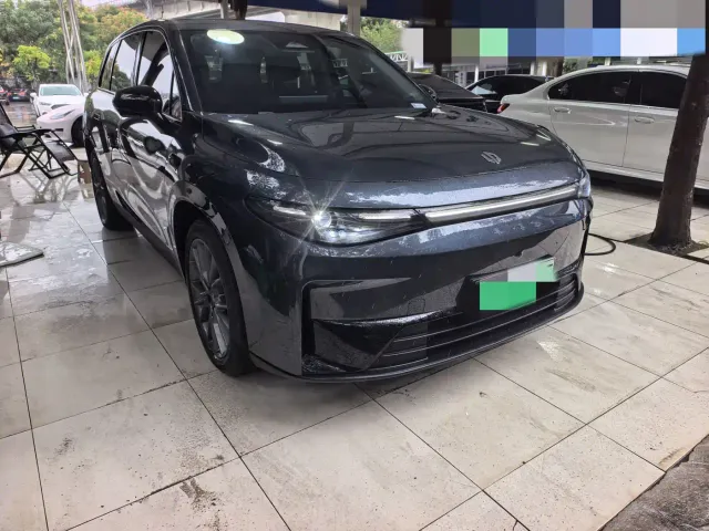 Leapmotor C10 — Фото автомобиля 3