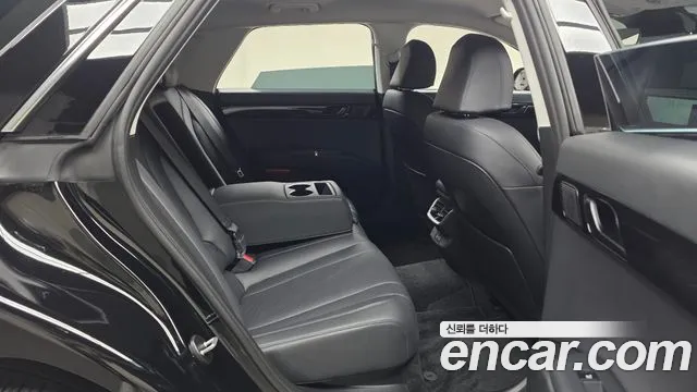 Hyundai Grandeur GN7 — Фото автомобиля 16