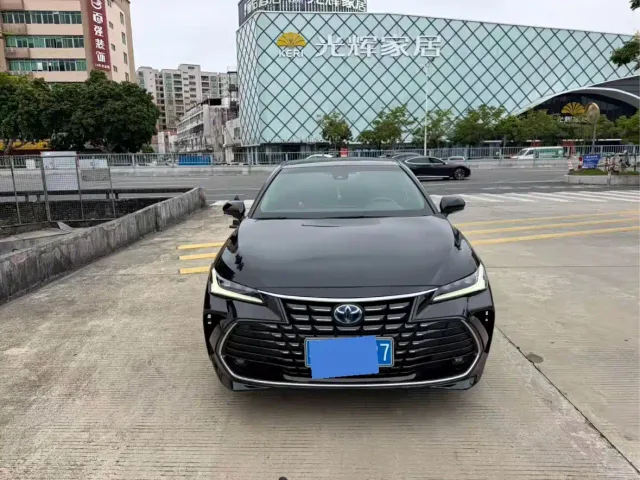 Фотография автомобиля — Toyota Avalon